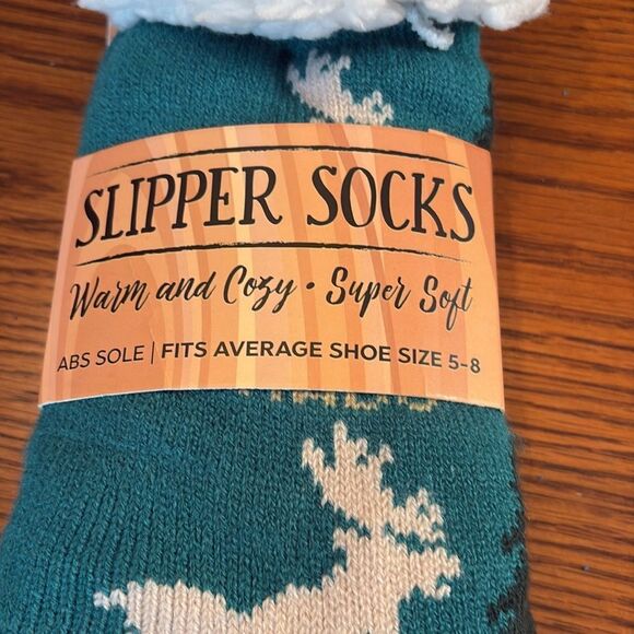 NWT -Slipper Socks, Colorado - warm and cozy - really soft - fits side 5-8 - Picture 3 of 8